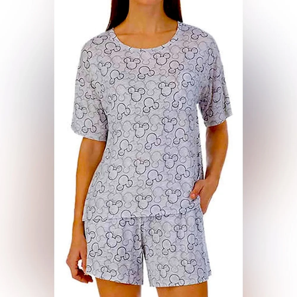 NWT Disney 2 Piece Top and Shorts Pajama Set PJs with Pockets Mickey Mouse - Picture 1 of 6